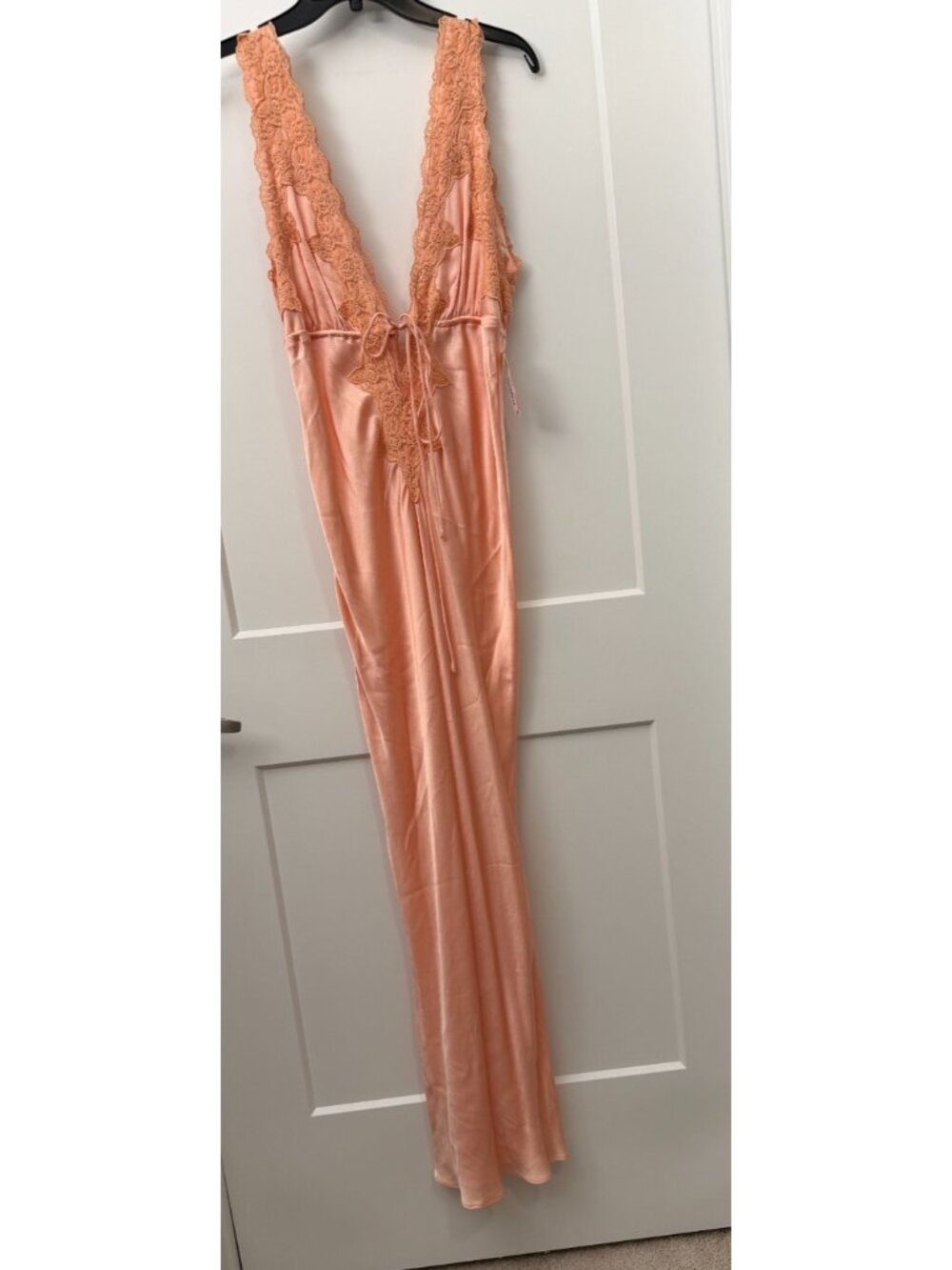 Rumored Maxi Dress M Bright Sweetheart Peach Satin High Venice Cut Out Long NWT - Picture 3 of 11
